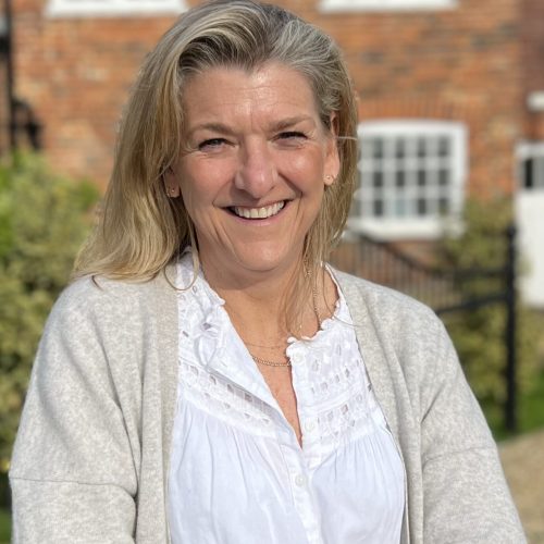 Dr Rebecca McKenzie